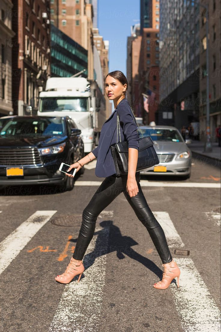 A Midtown Manhattan professional between appointments near Grand Central